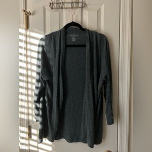 American Eagle Soft and Sexy Plush Cardigan Women’s Size Medium